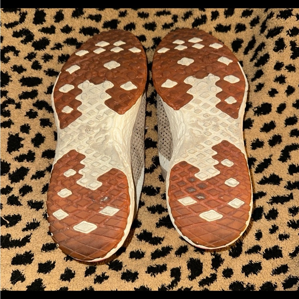 Vans - Picture 5 of 7